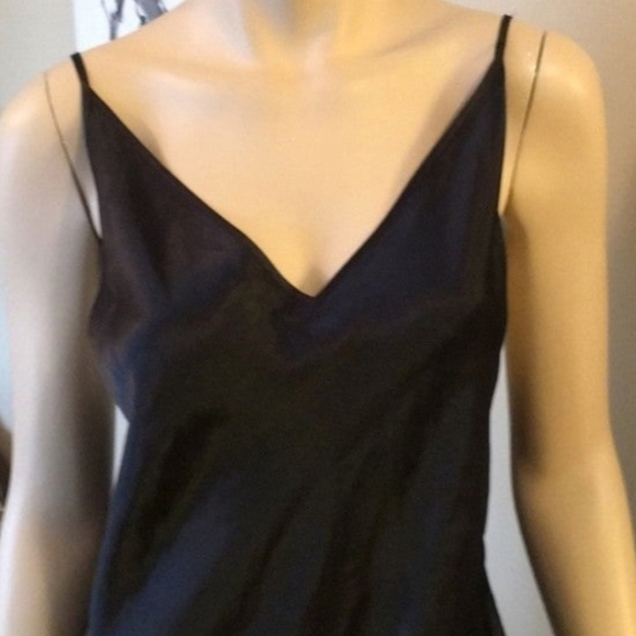 Victoria's Secret Gown - Picture 2 of 4